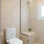 Mount Galision Skyview Apartman